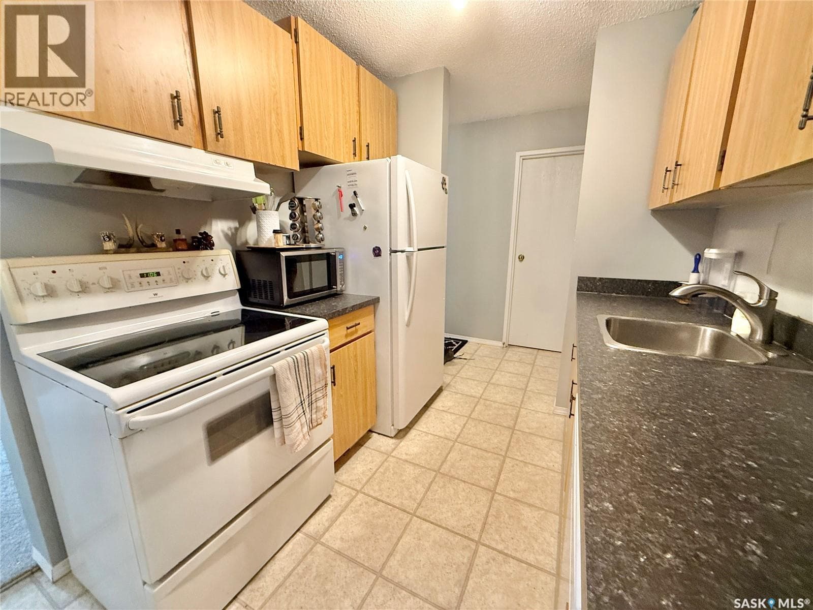 627 510 Prairie AVENUE — photo 3