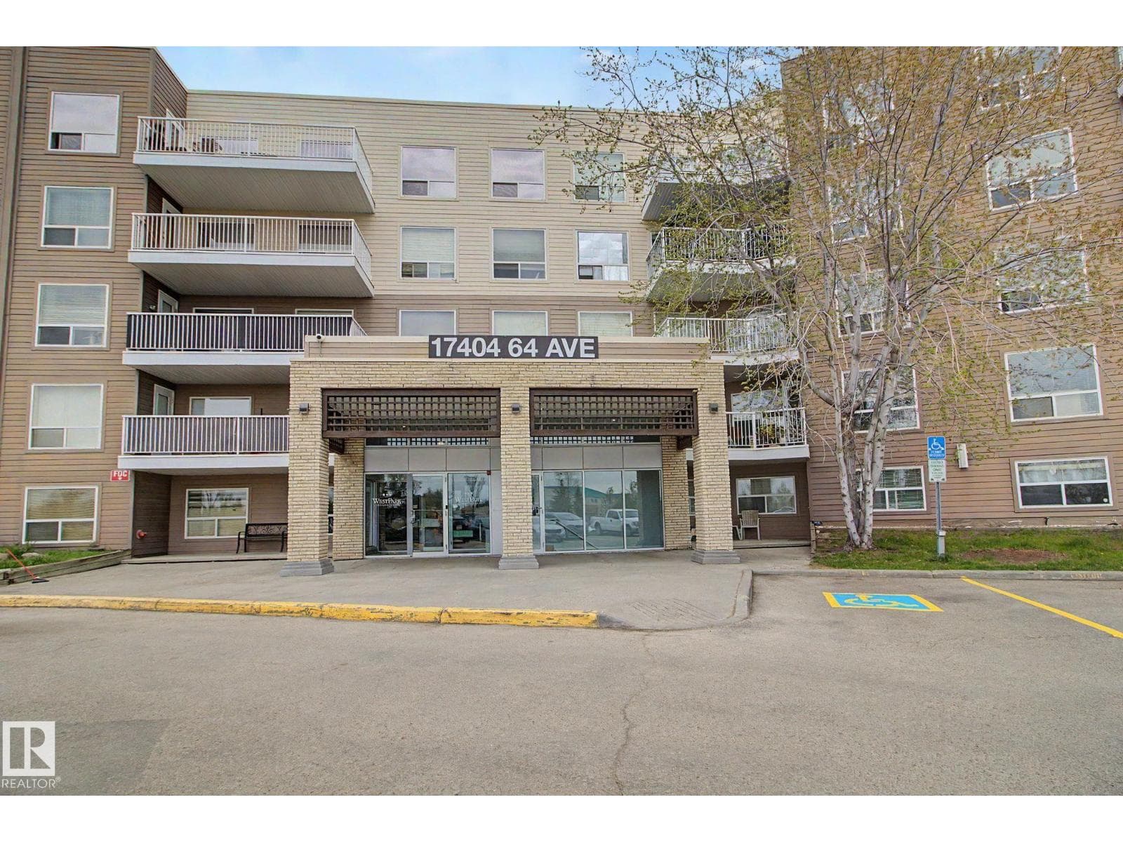 #213 17404 64 AV NW — photo 5
