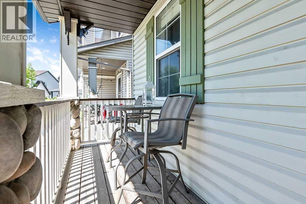 142 Elgin View SE — photo 4