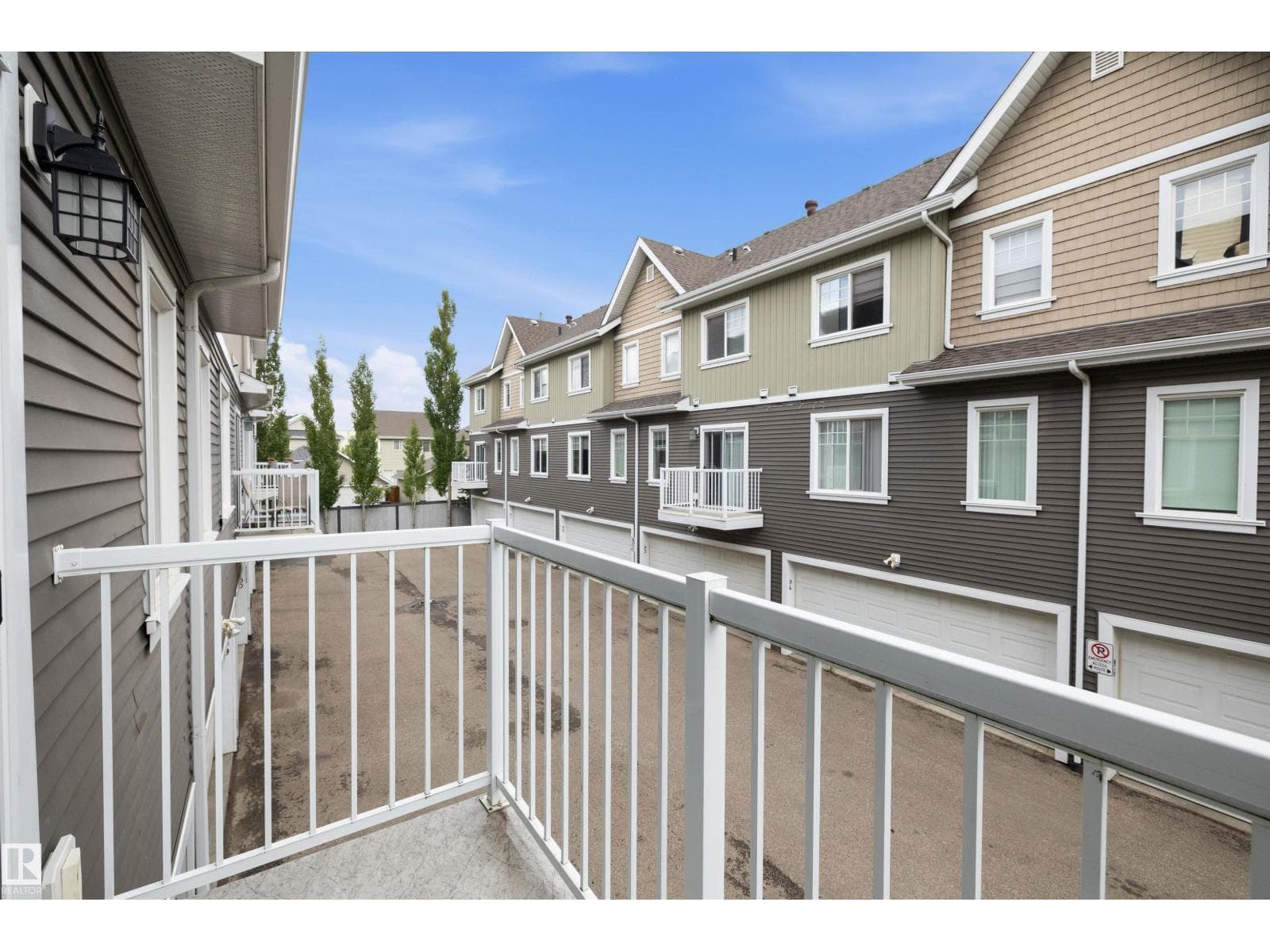 #98 4050 SAVARYN DR SW SW — photo 2