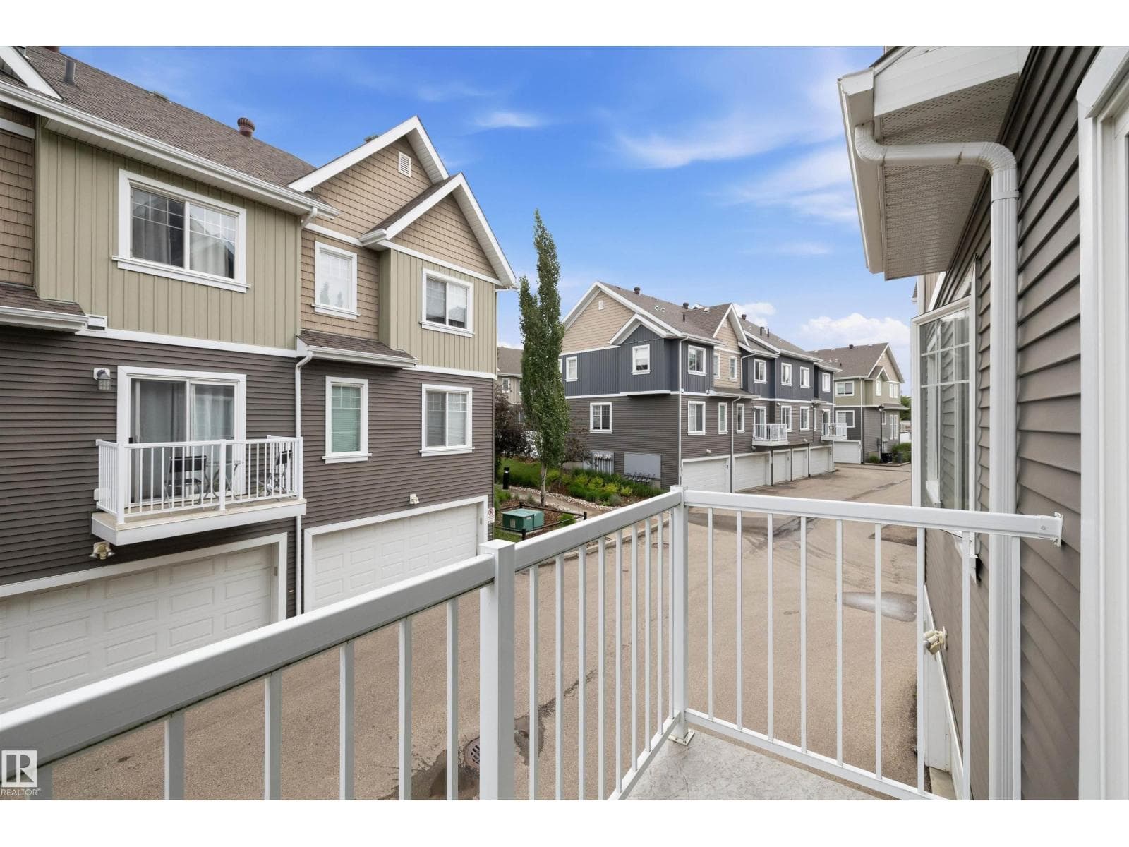 #98 4050 SAVARYN DR SW SW — photo 3