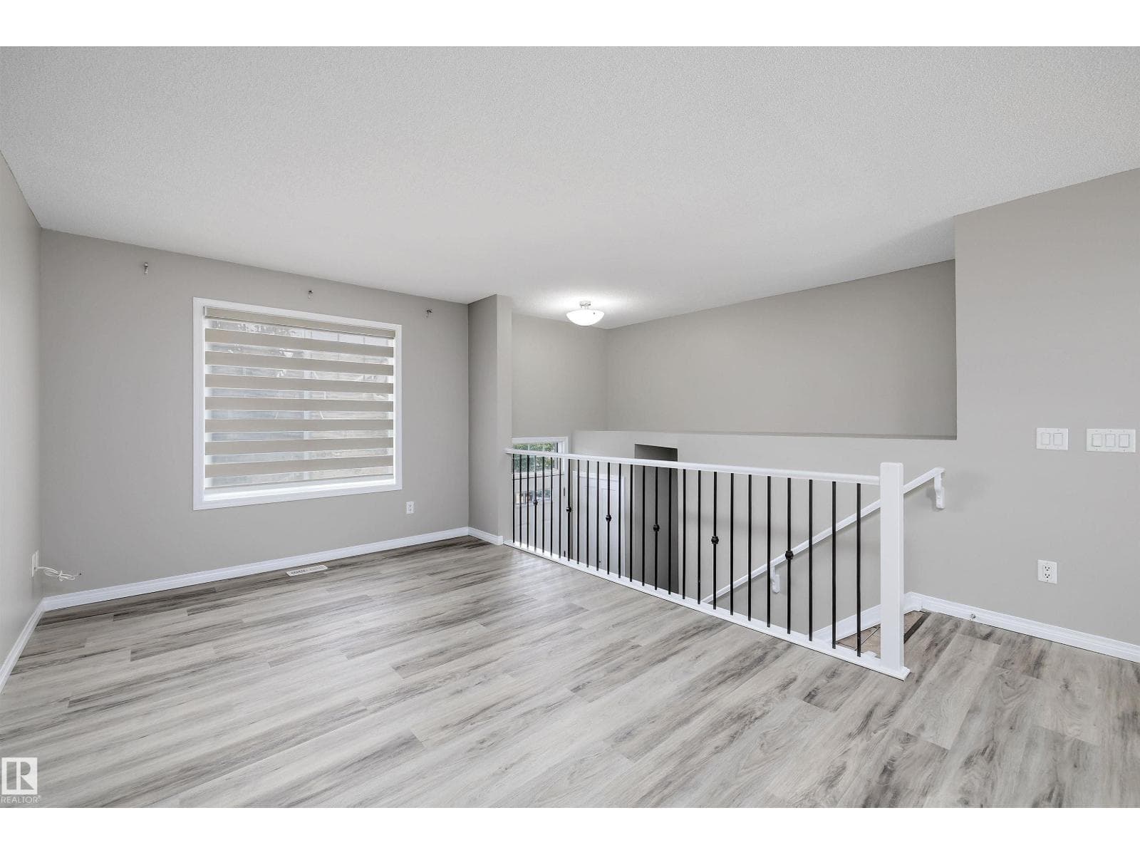 #98 4050 SAVARYN DR SW SW — photo 3