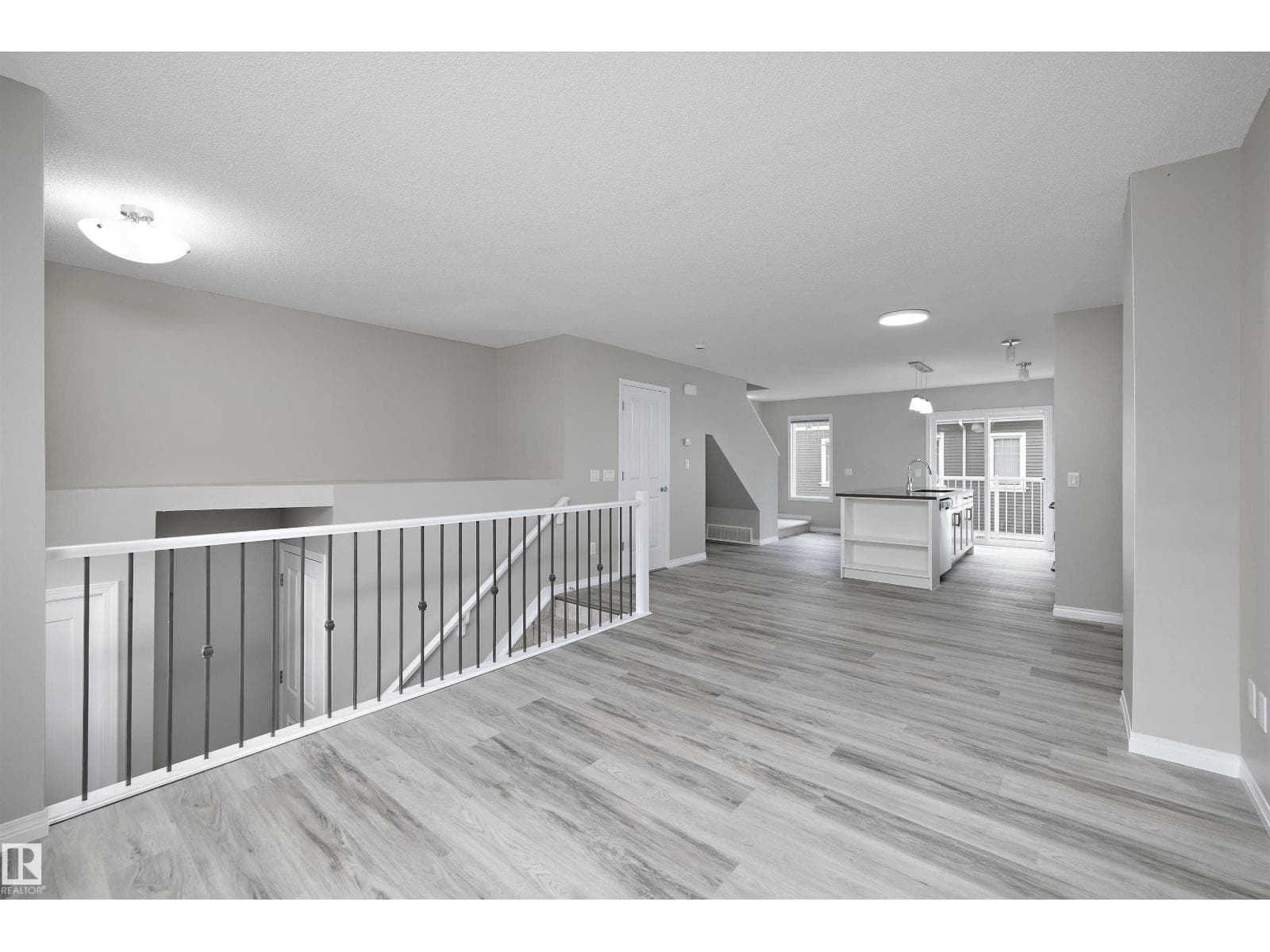 #98 4050 SAVARYN DR SW SW — photo 5