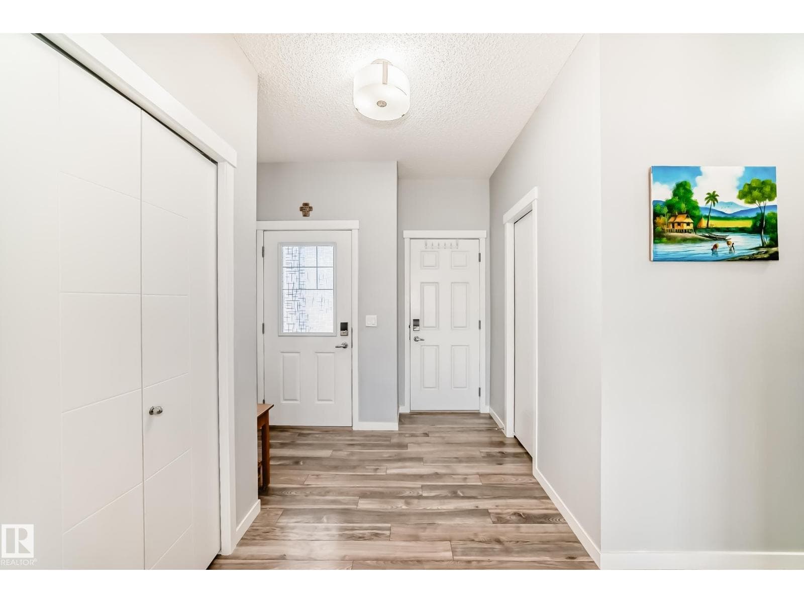 16320 12 AV SW — photo 3