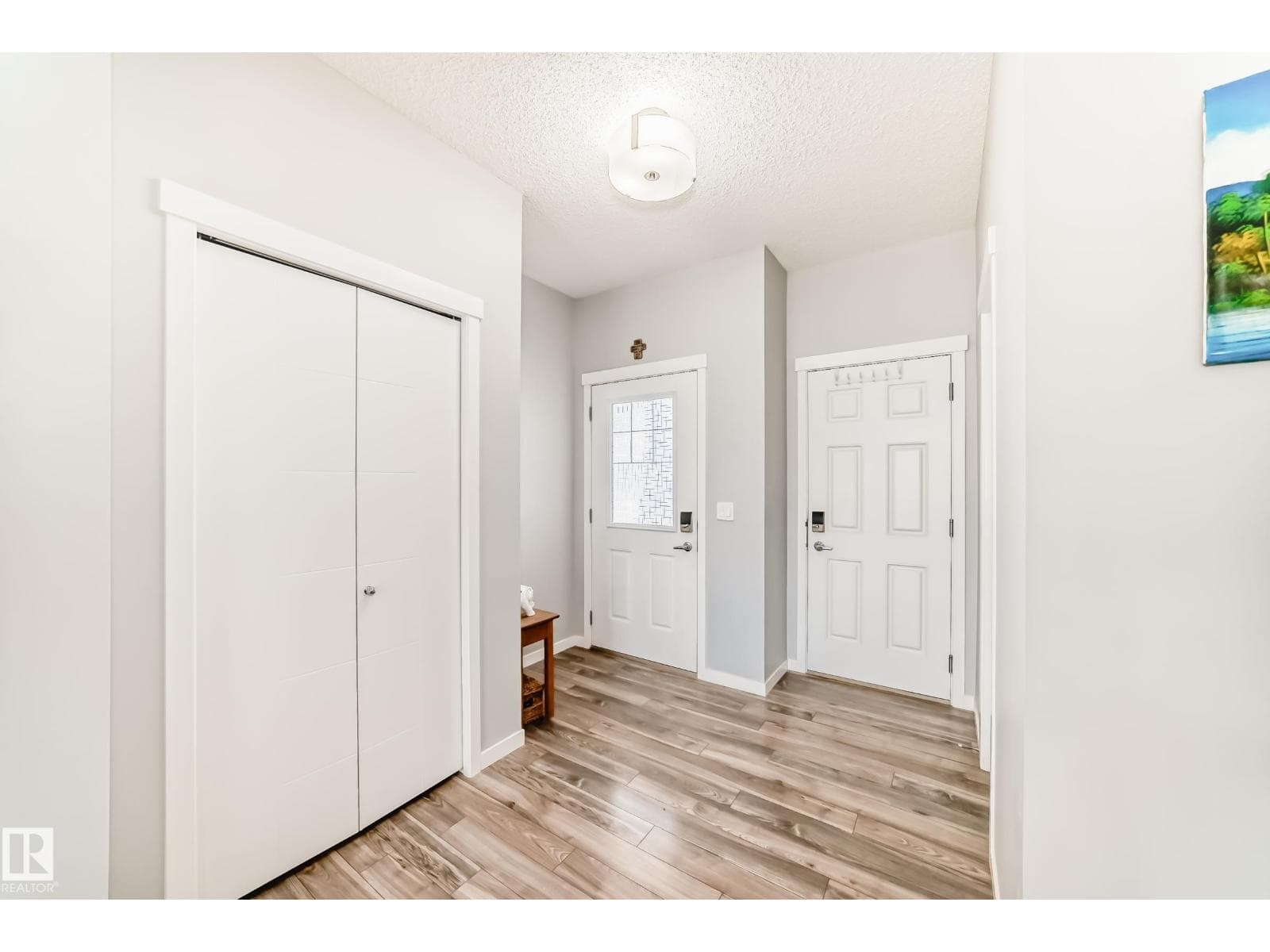 16320 12 AV SW — photo 4