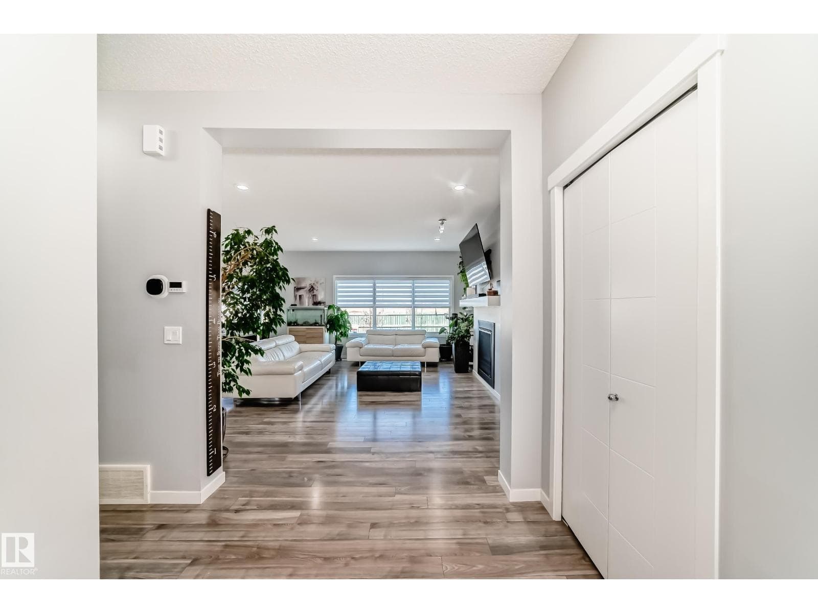 16320 12 AV SW — photo 5