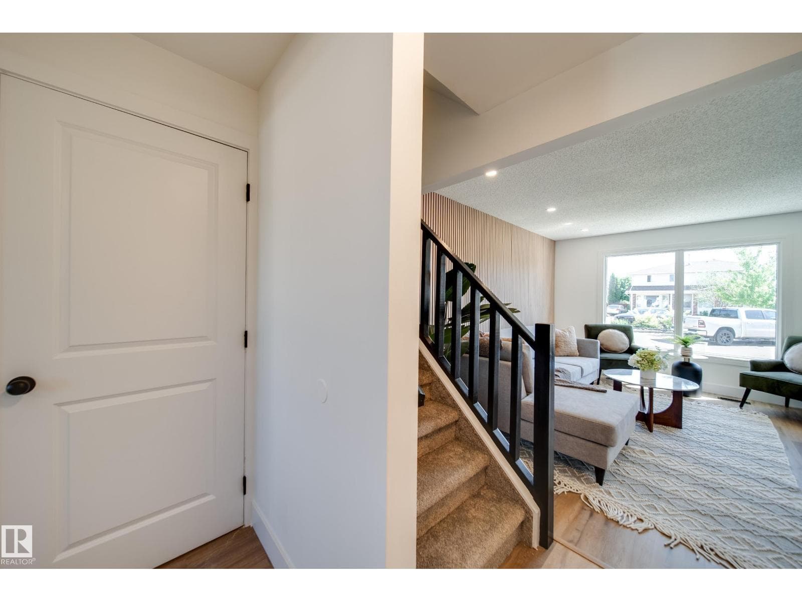 10343 172 AV NW — photo 5