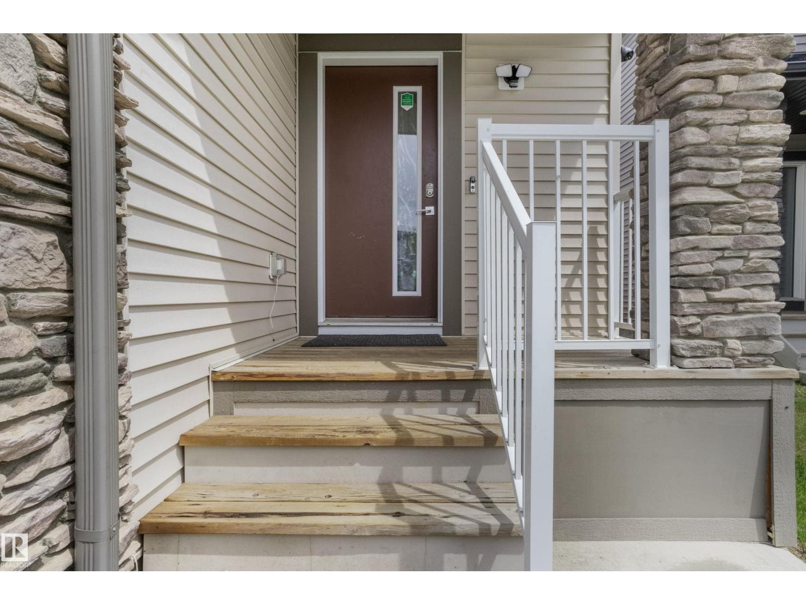 809 CAVANAGH HE SW — photo 5