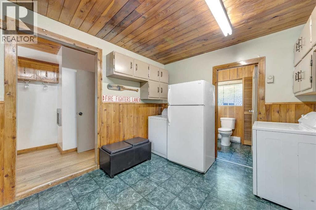 206 Poplar Place — photo 4