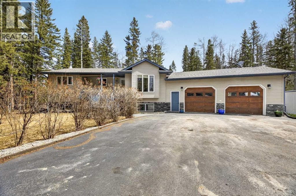 239, 5241 Township Road 325 A