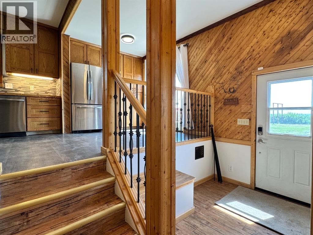 255025 Township 814 Road — photo 5