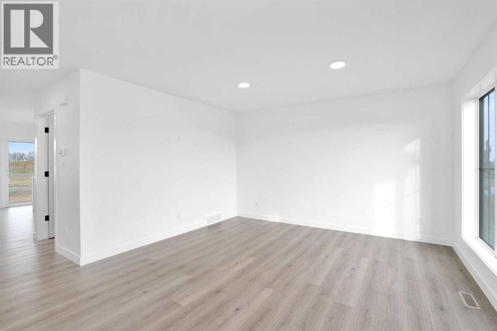 38 Station Drive — photo 4