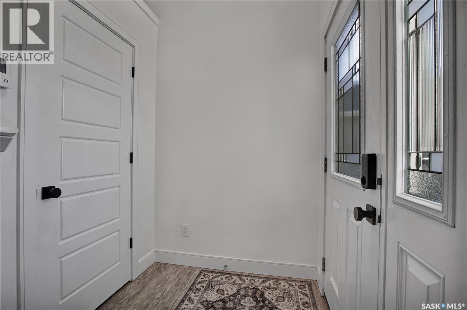 655 Kolynchuk COURT — photo 4