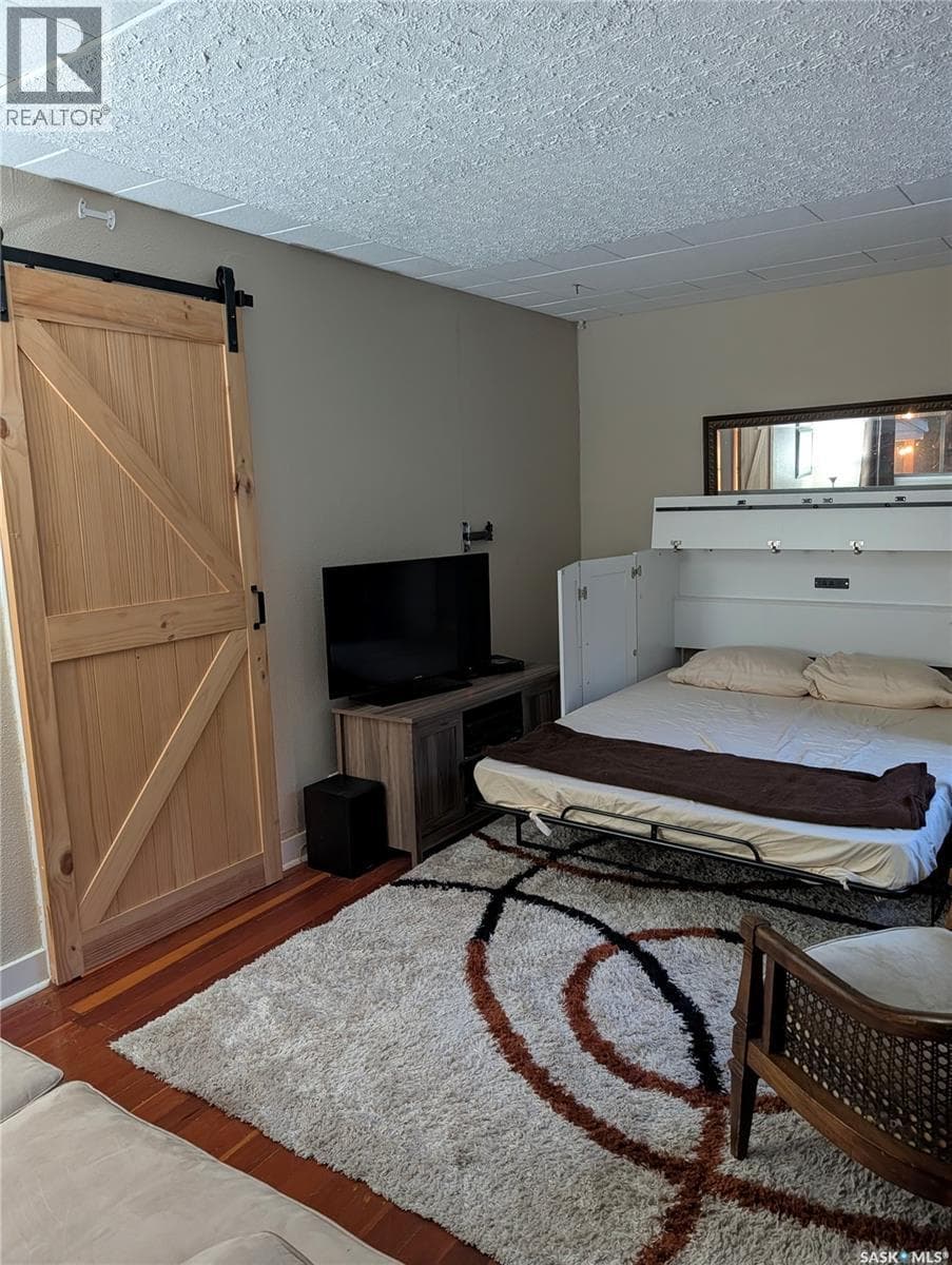 106 Metropolitan DRIVE — photo 4