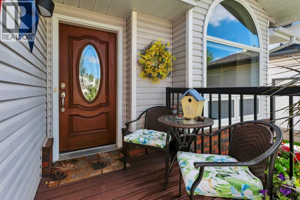 19 Donnelly Crescent — photo 4