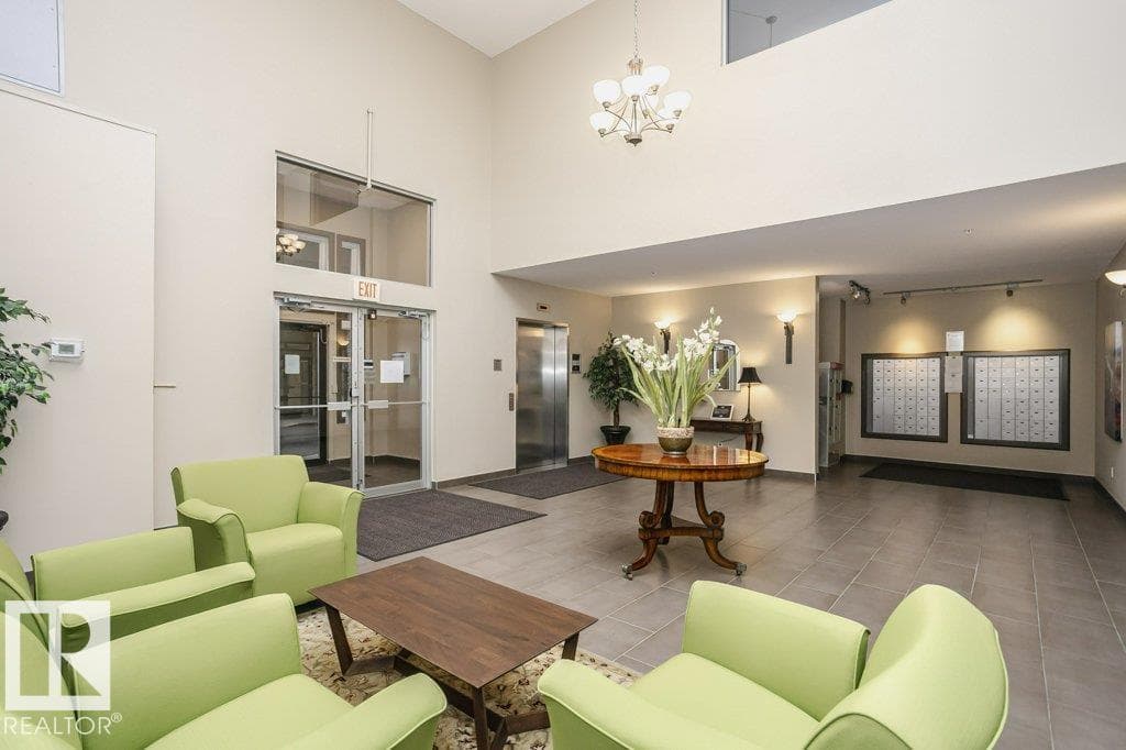 #302 160 MAGRATH RD NW — photo 4