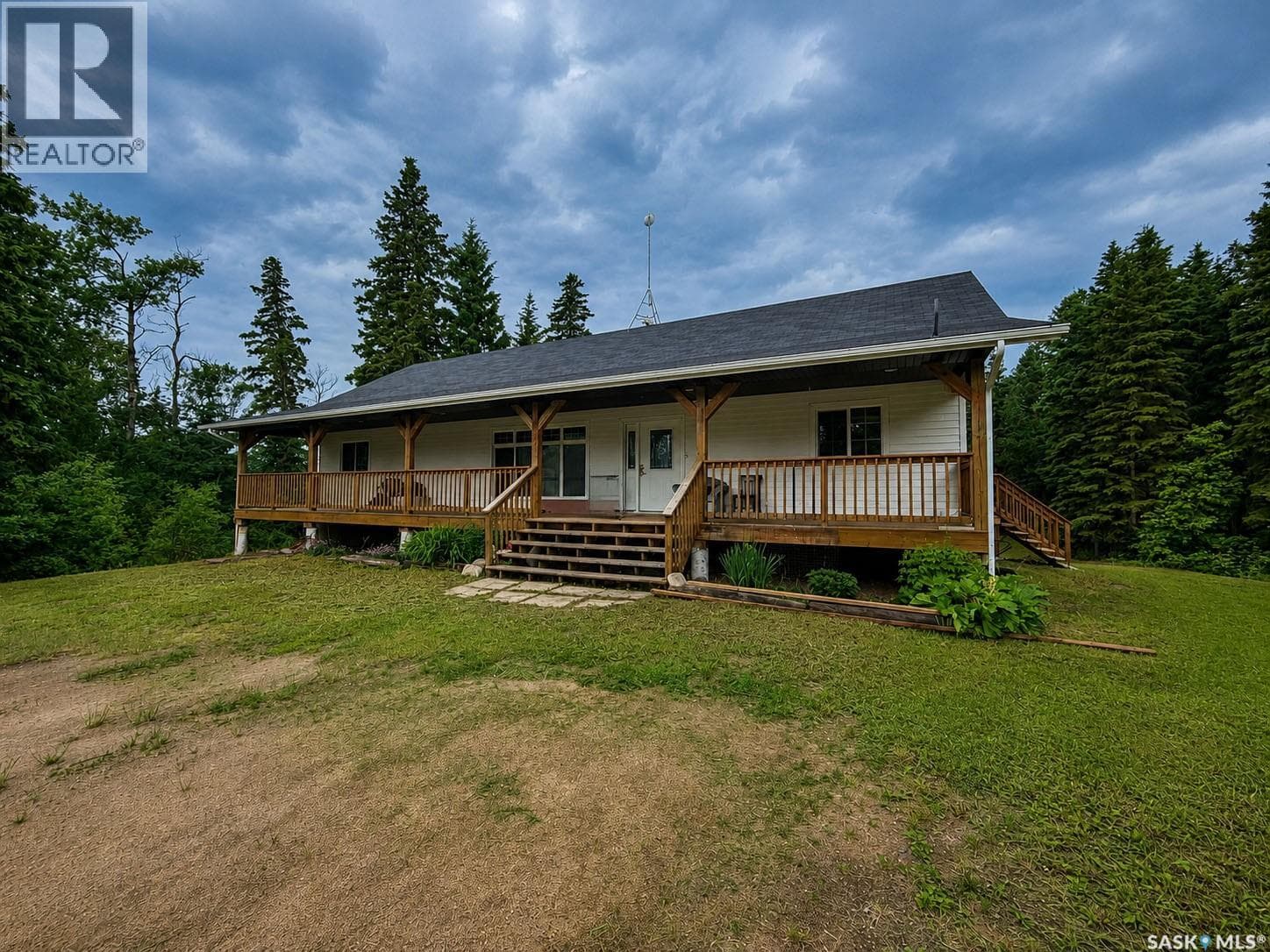 Emma Lake Acreage — photo 2