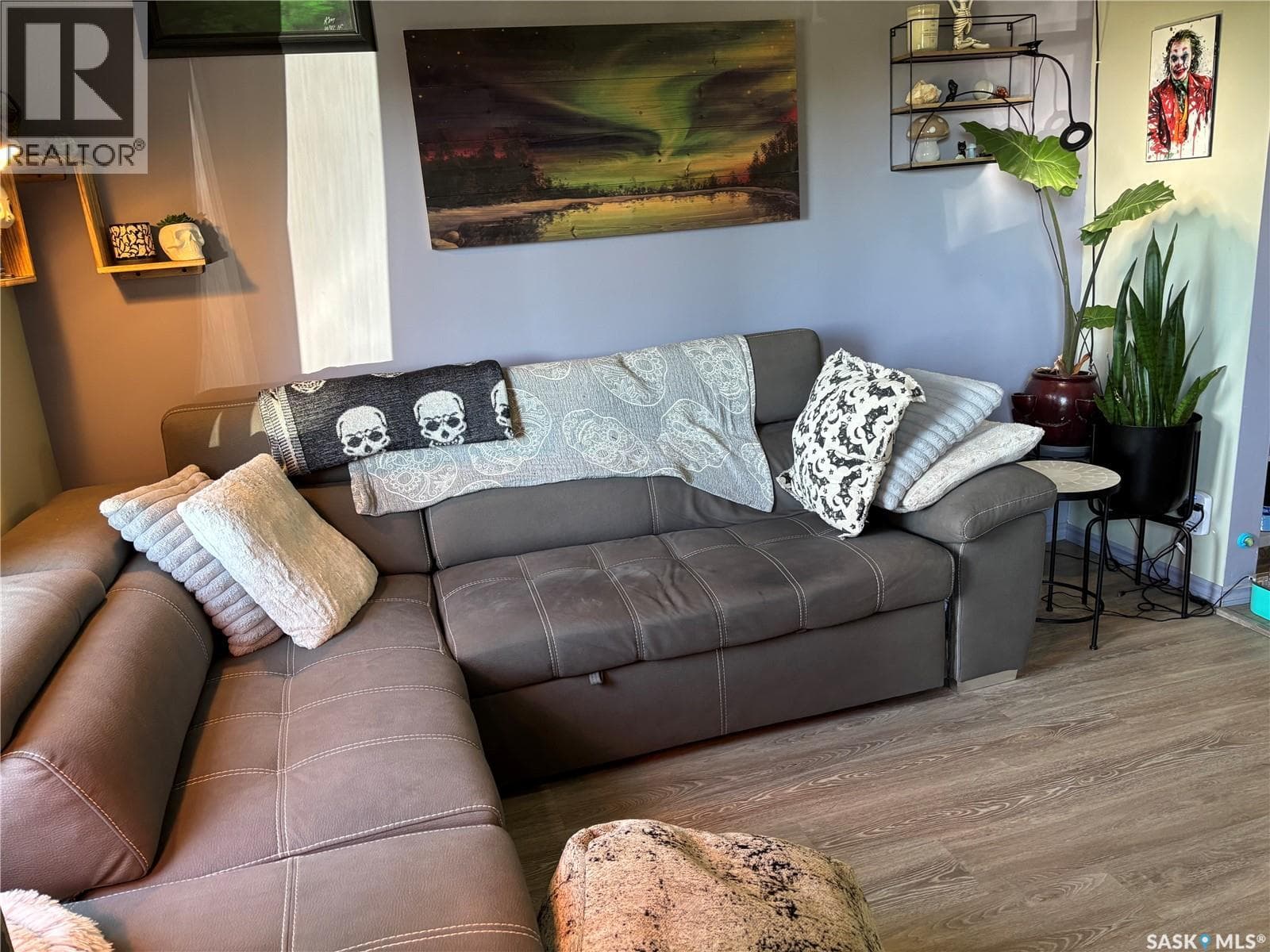 944 Brown STREET — photo 3