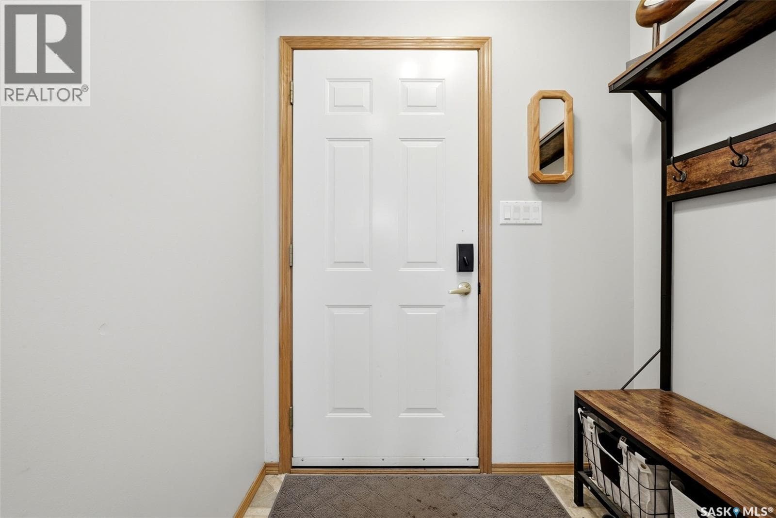 105 Courtside CRESCENT — photo 3