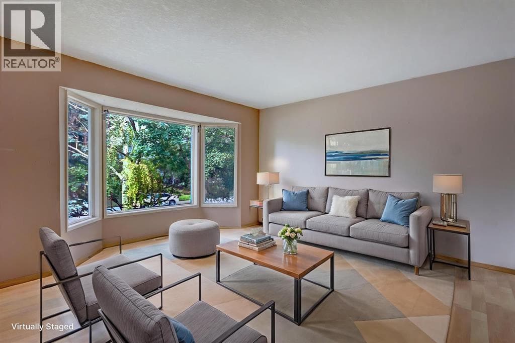 423 Queen Anne Way SE — photo 4