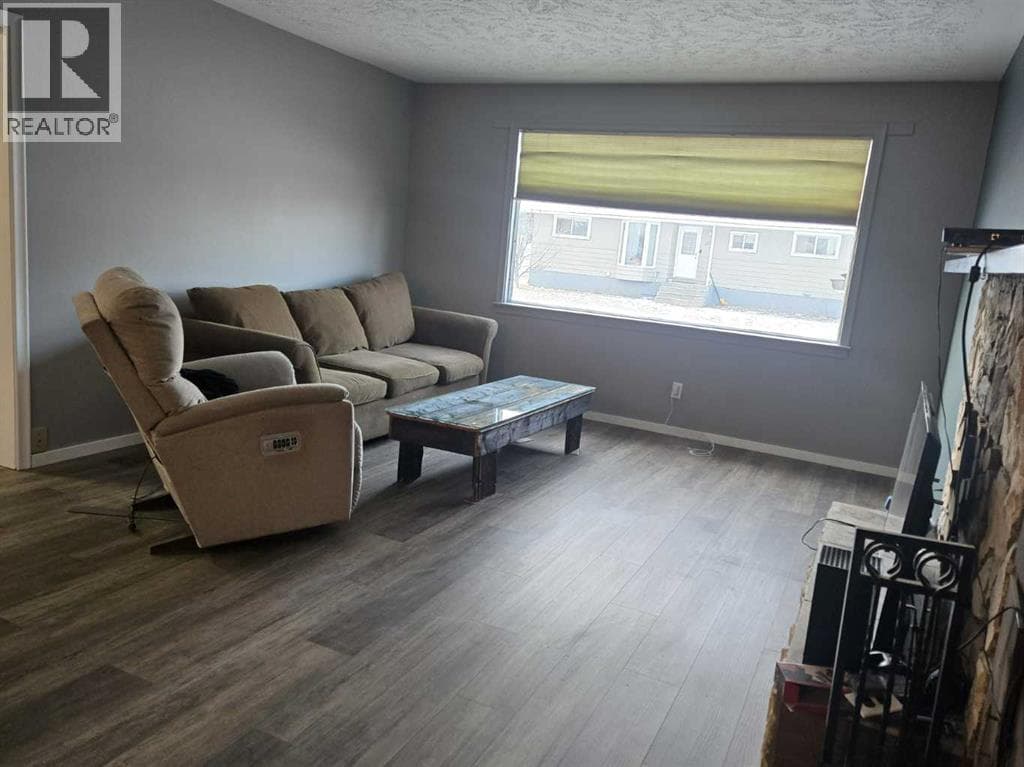 101 Simpson Street — photo 4