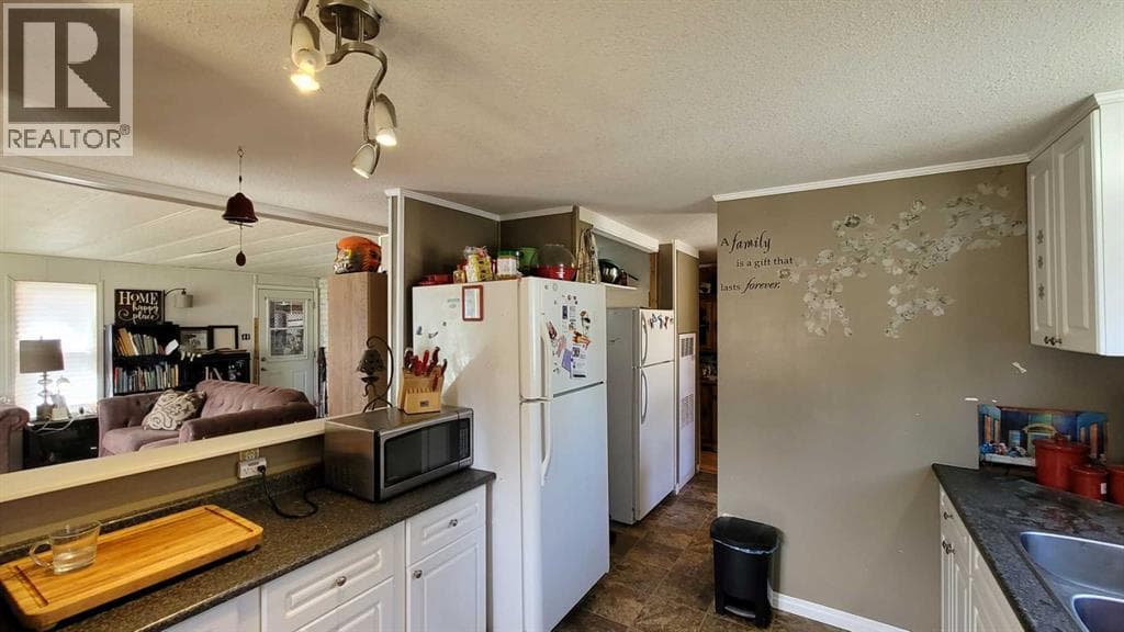 74 North Star Drive — photo 4