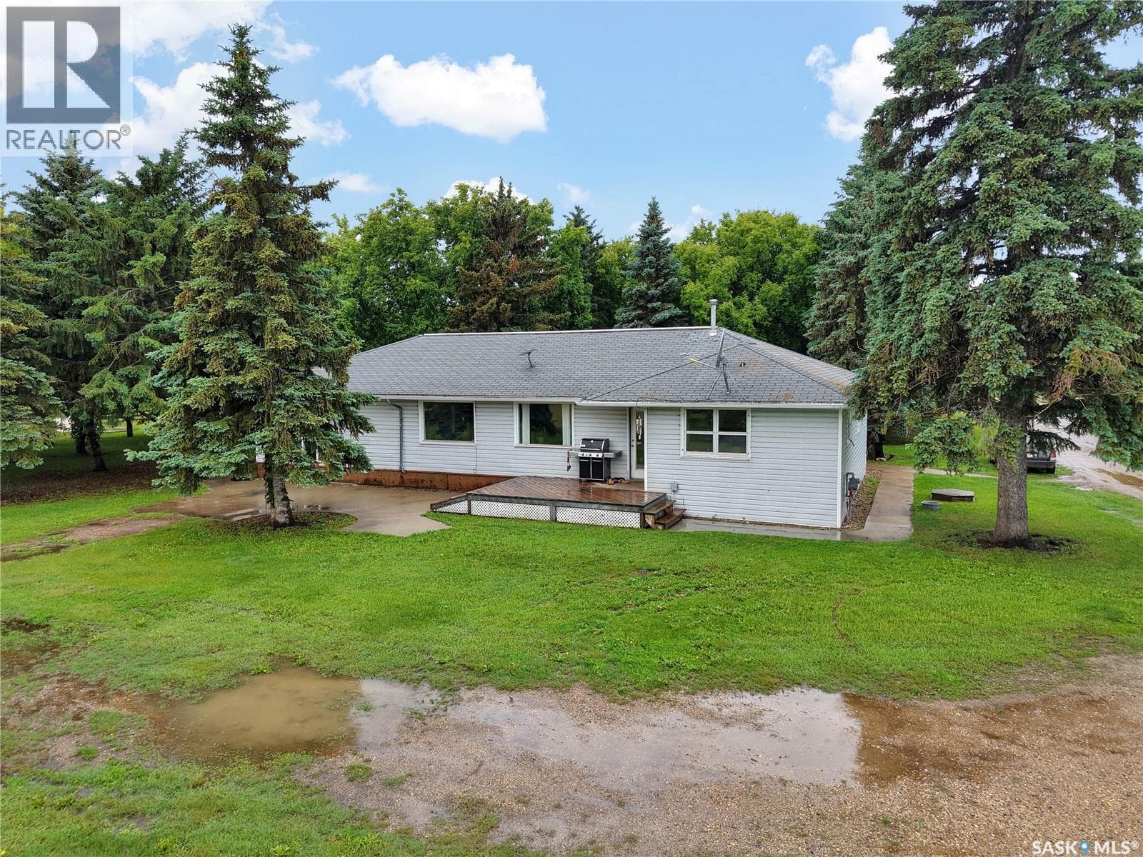 Bueckert Acreage