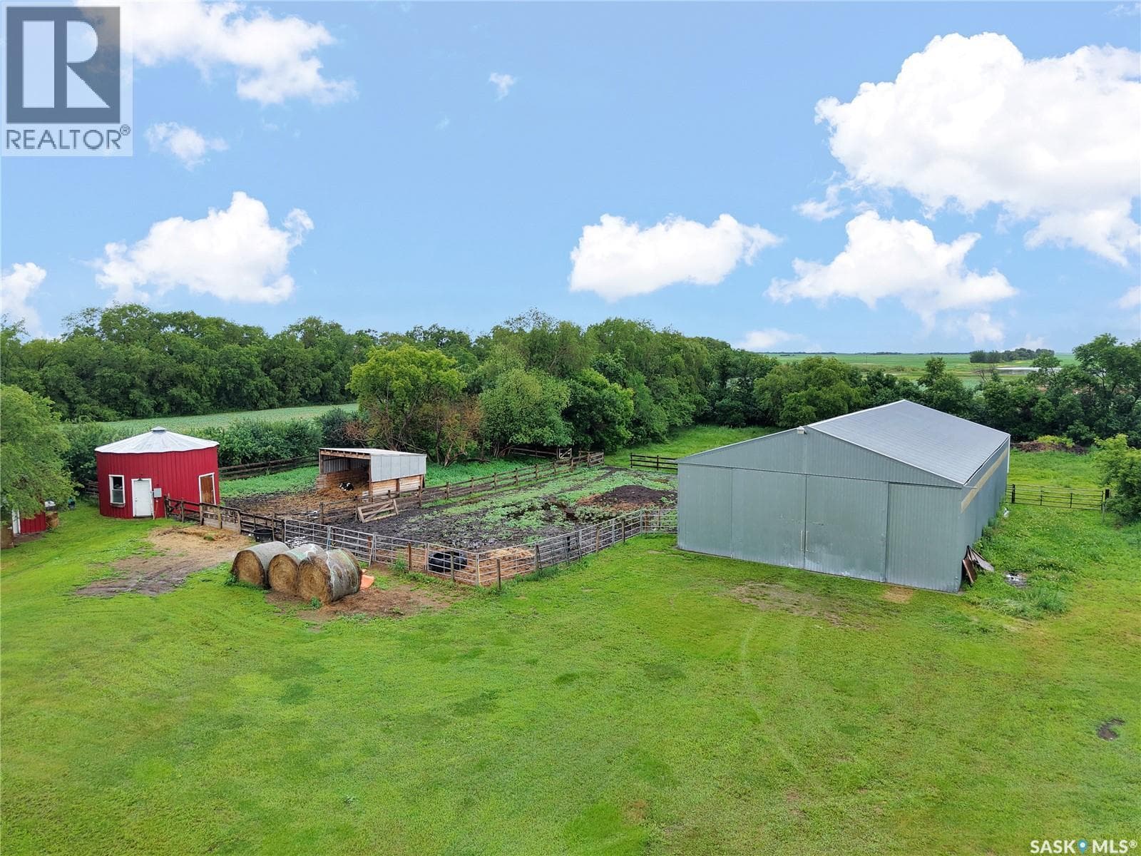Bueckert Acreage — photo 2