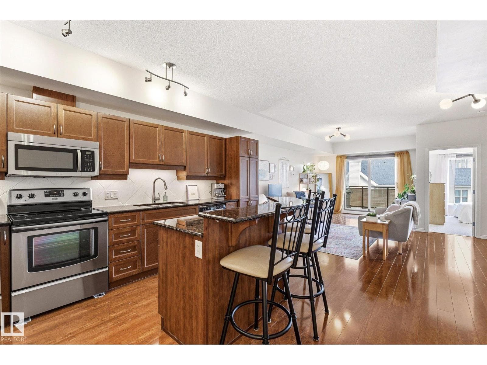 #507 10303 111 ST NW — photo 5