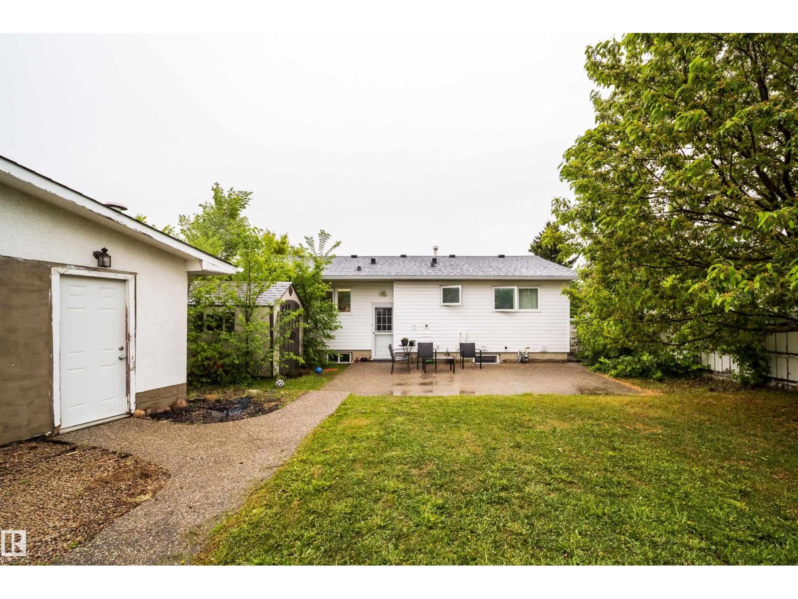 8512 142A AV NW — photo 5