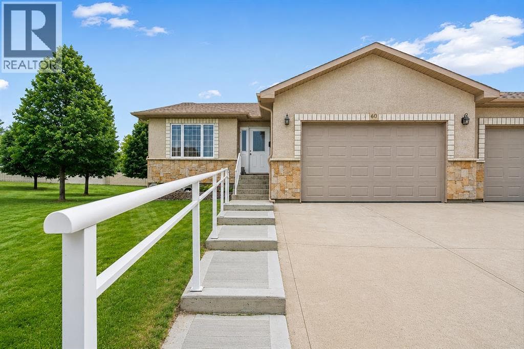 60 Sandstone Place SE