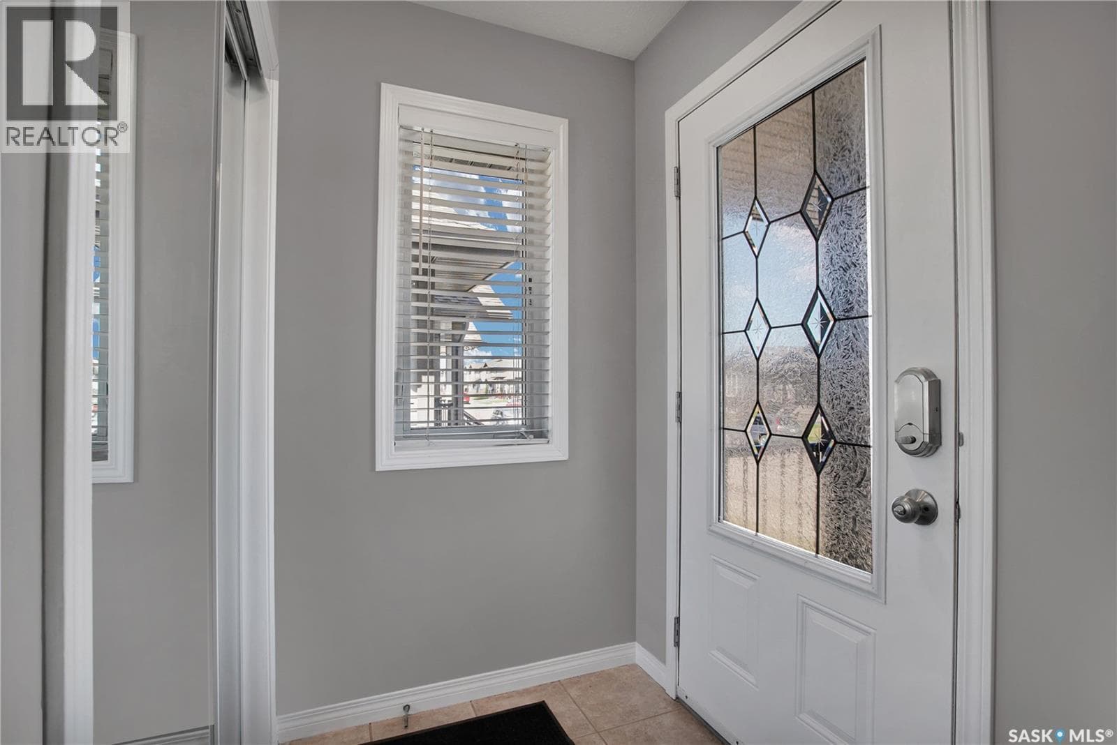 952 Glenview COVE — photo 2