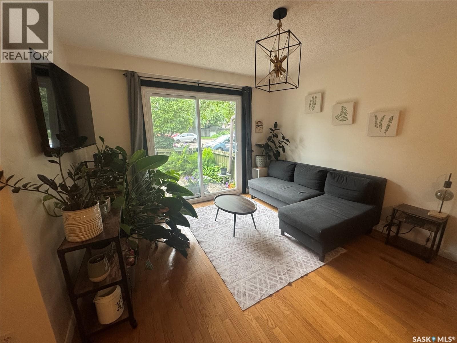 35 215 Primrose DRIVE — photo 4