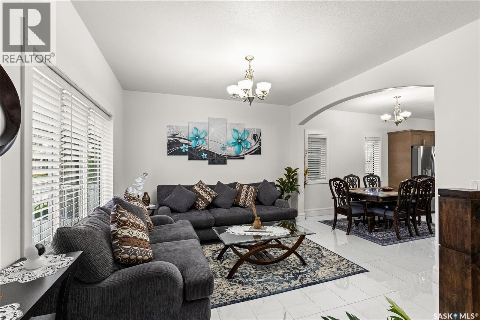 230 Wyant LANE — photo 3