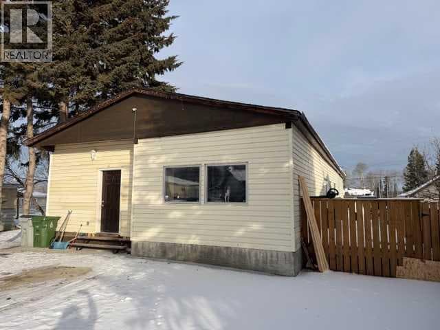 7106 South Glen Avenue — photo 2