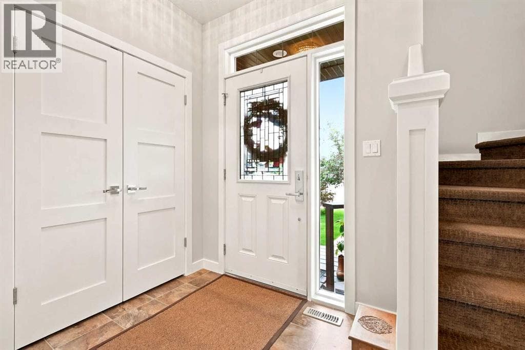 115 Stephenson Crescent — photo 2
