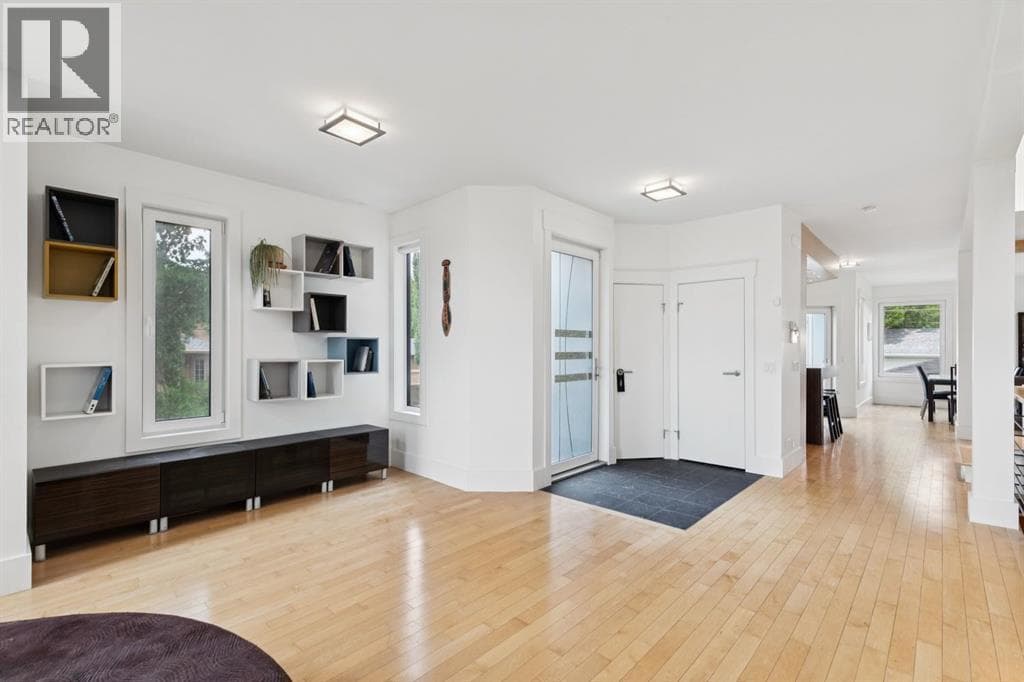 2344 Broadview Road NW — photo 3