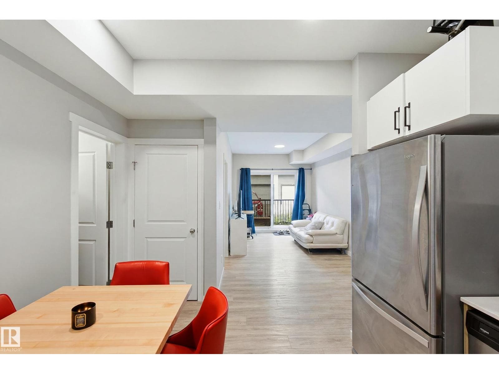 #106 856 secord BV NW NW — photo 3