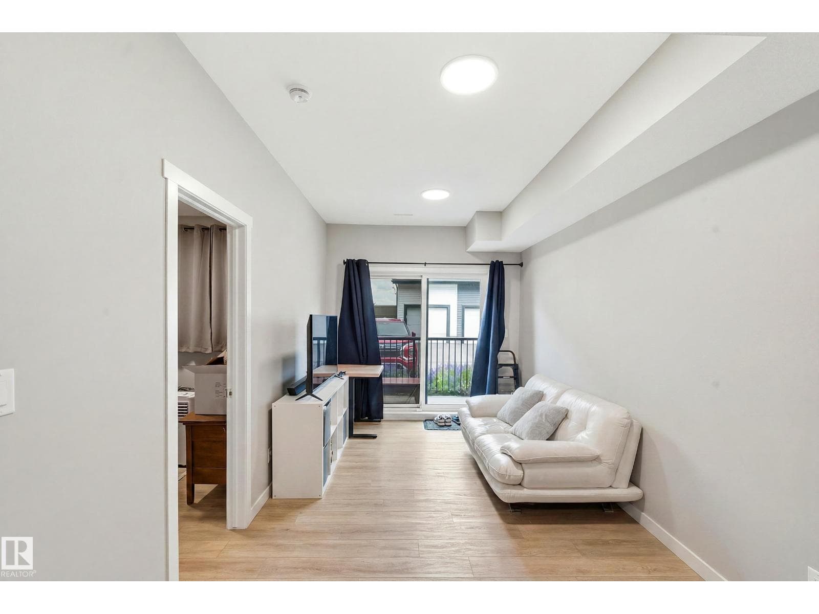 #106 856 secord BV NW NW — photo 4