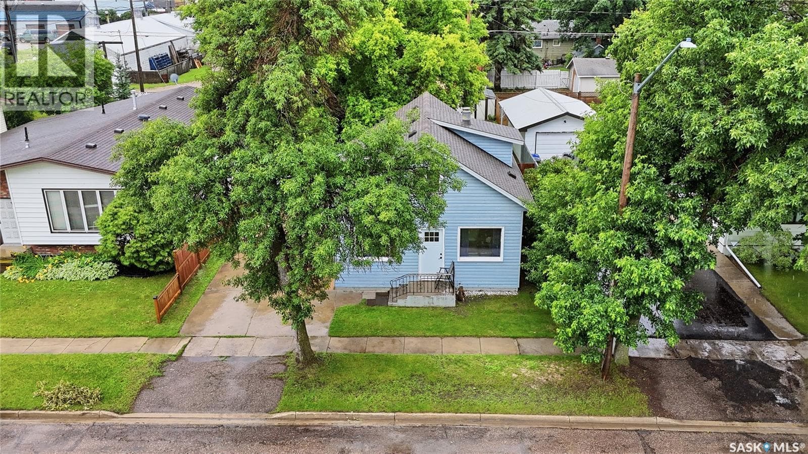 1007 4th STREET — photo 3