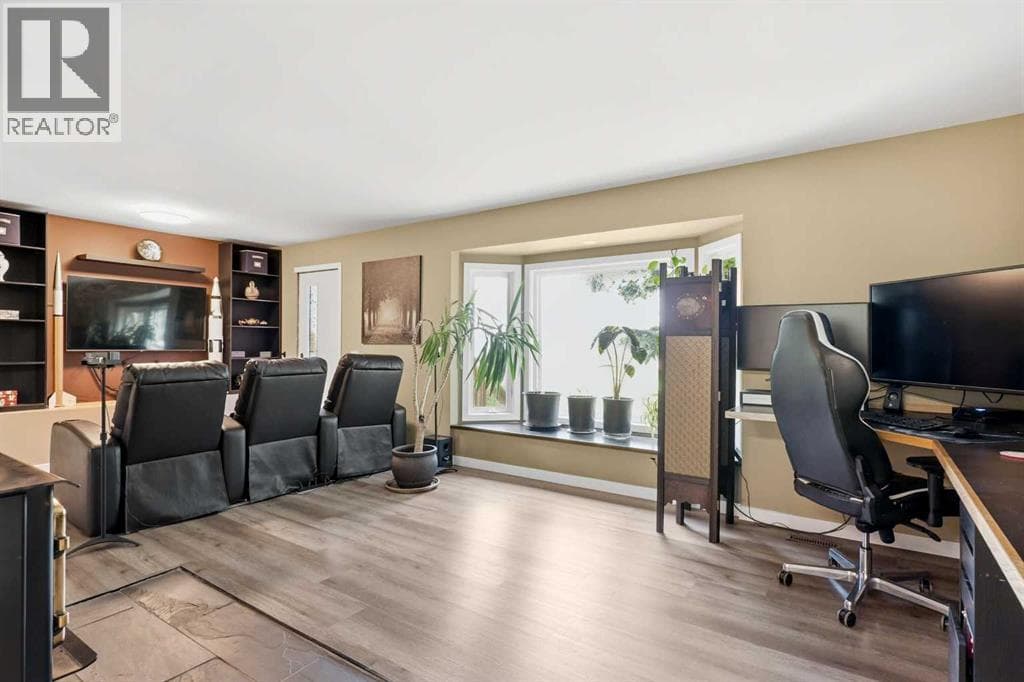 402 Boake Avenue — photo 4
