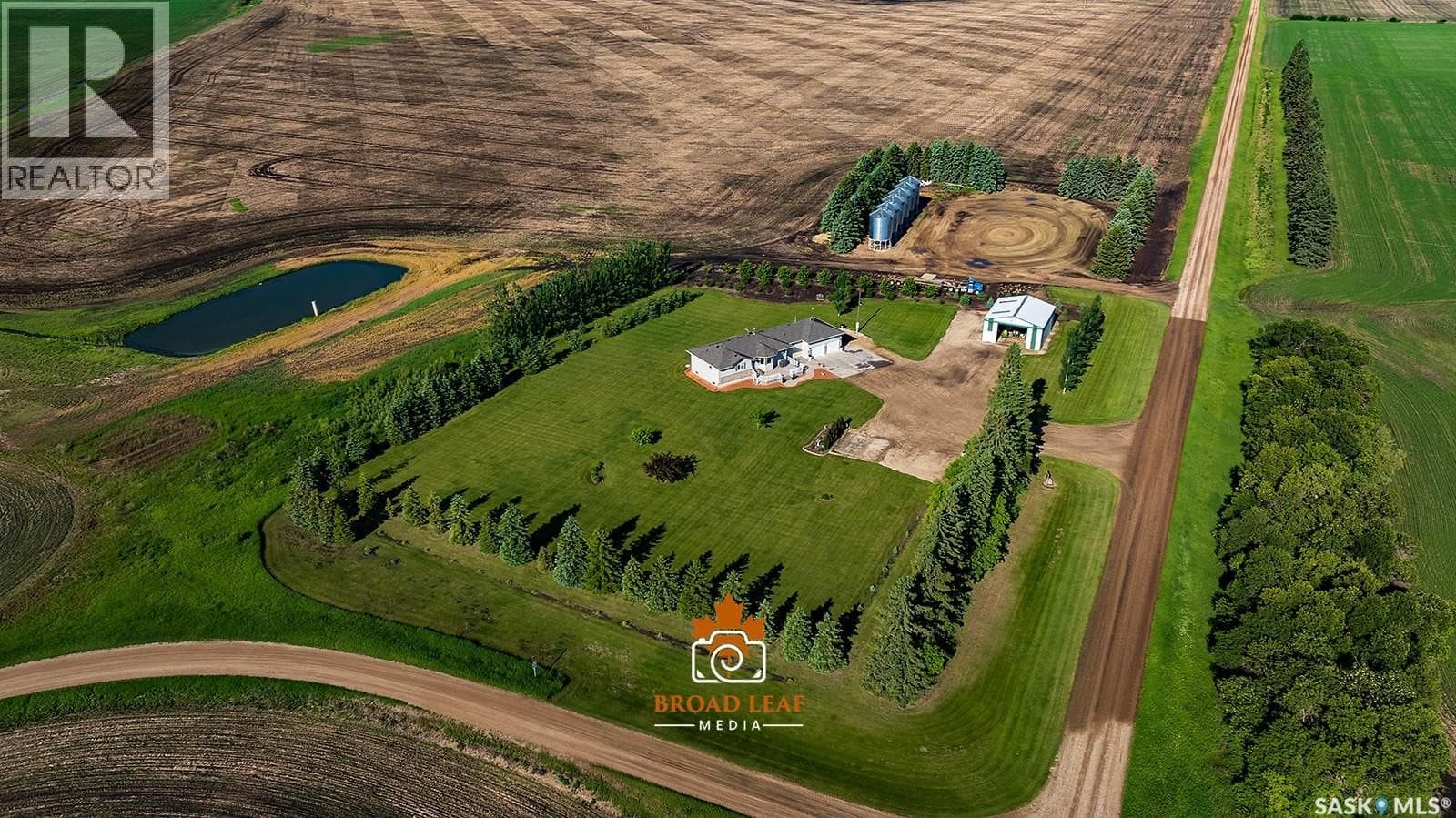 Hiebert Acreage