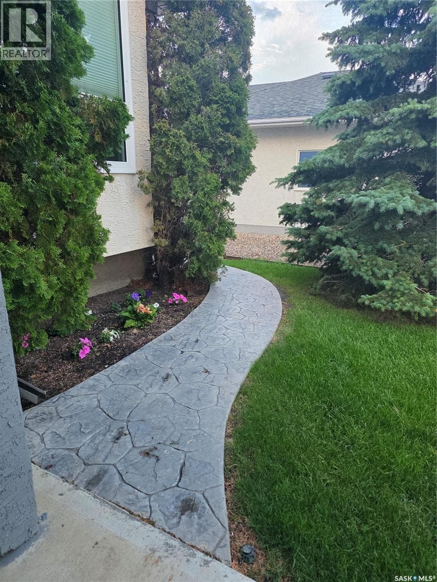 2267 Newcombe DRIVE — photo 3