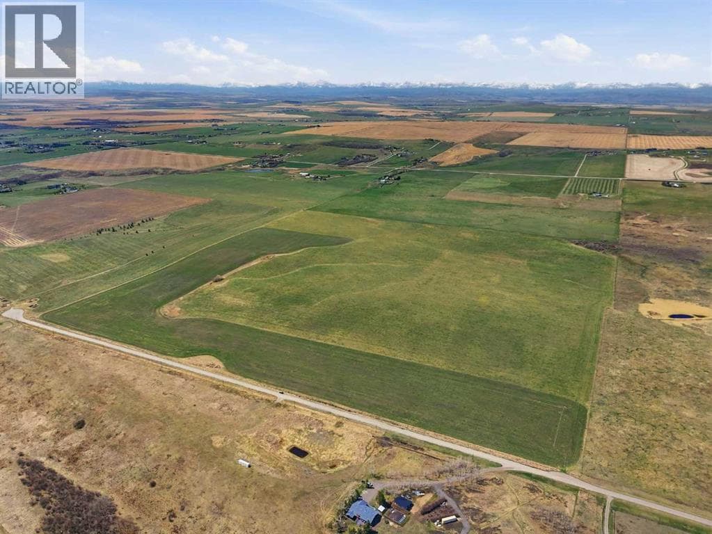 SE - 12- 20 - 1 W5 160 ACRES — photo 2