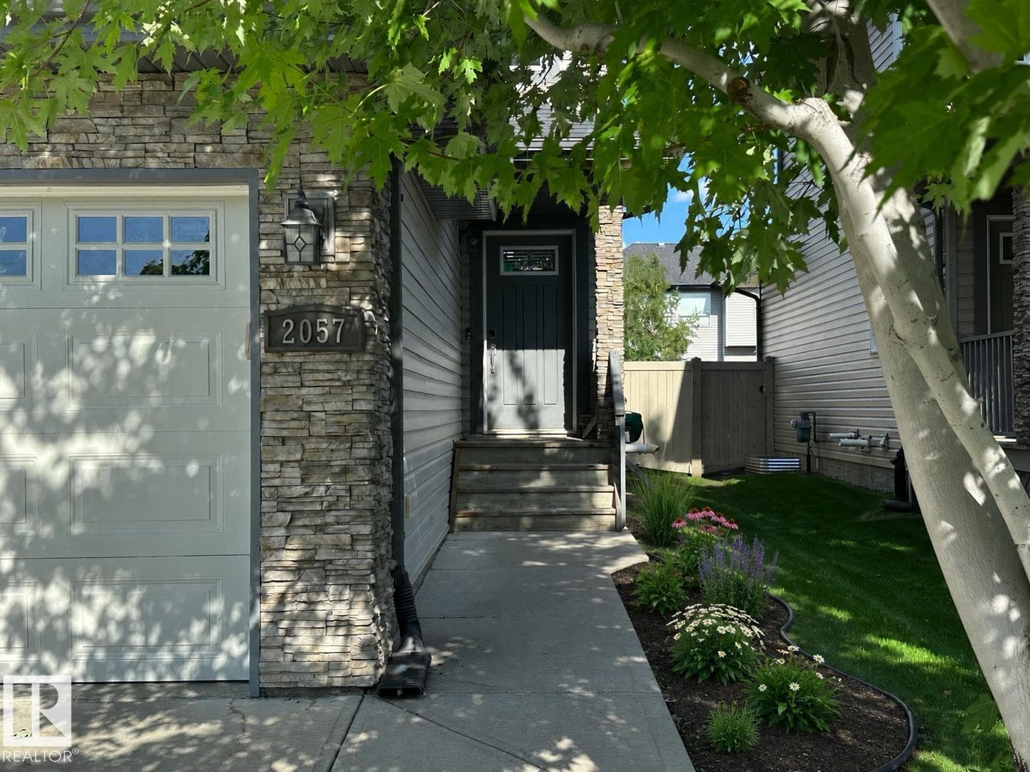 2057 69A ST SW — photo 2