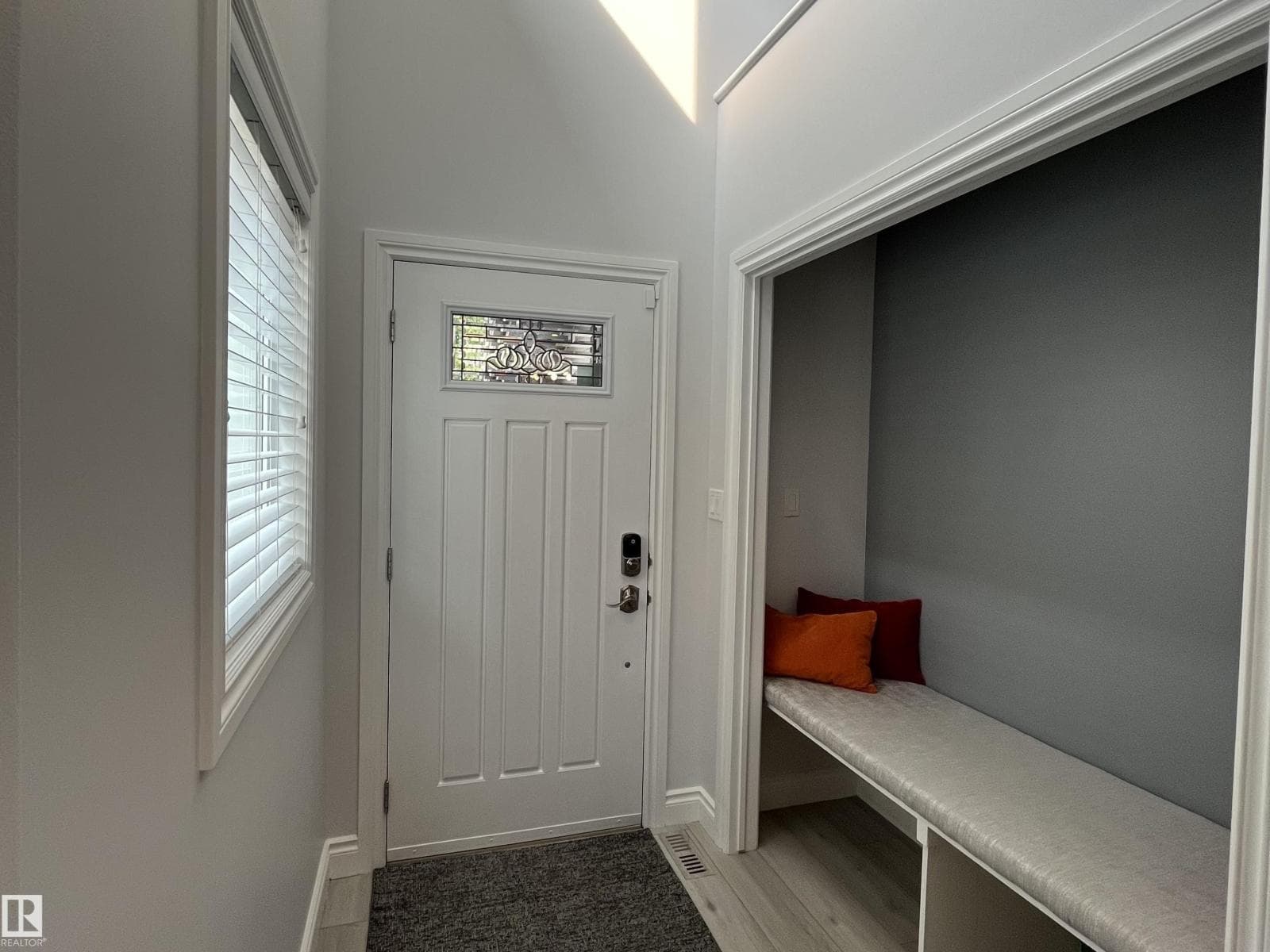 2057 69A ST SW — photo 3