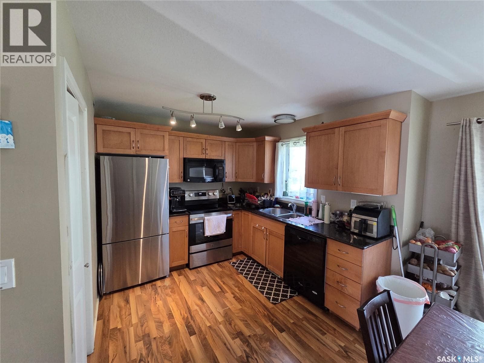 303 303 Slimmon PLACE — photo 4