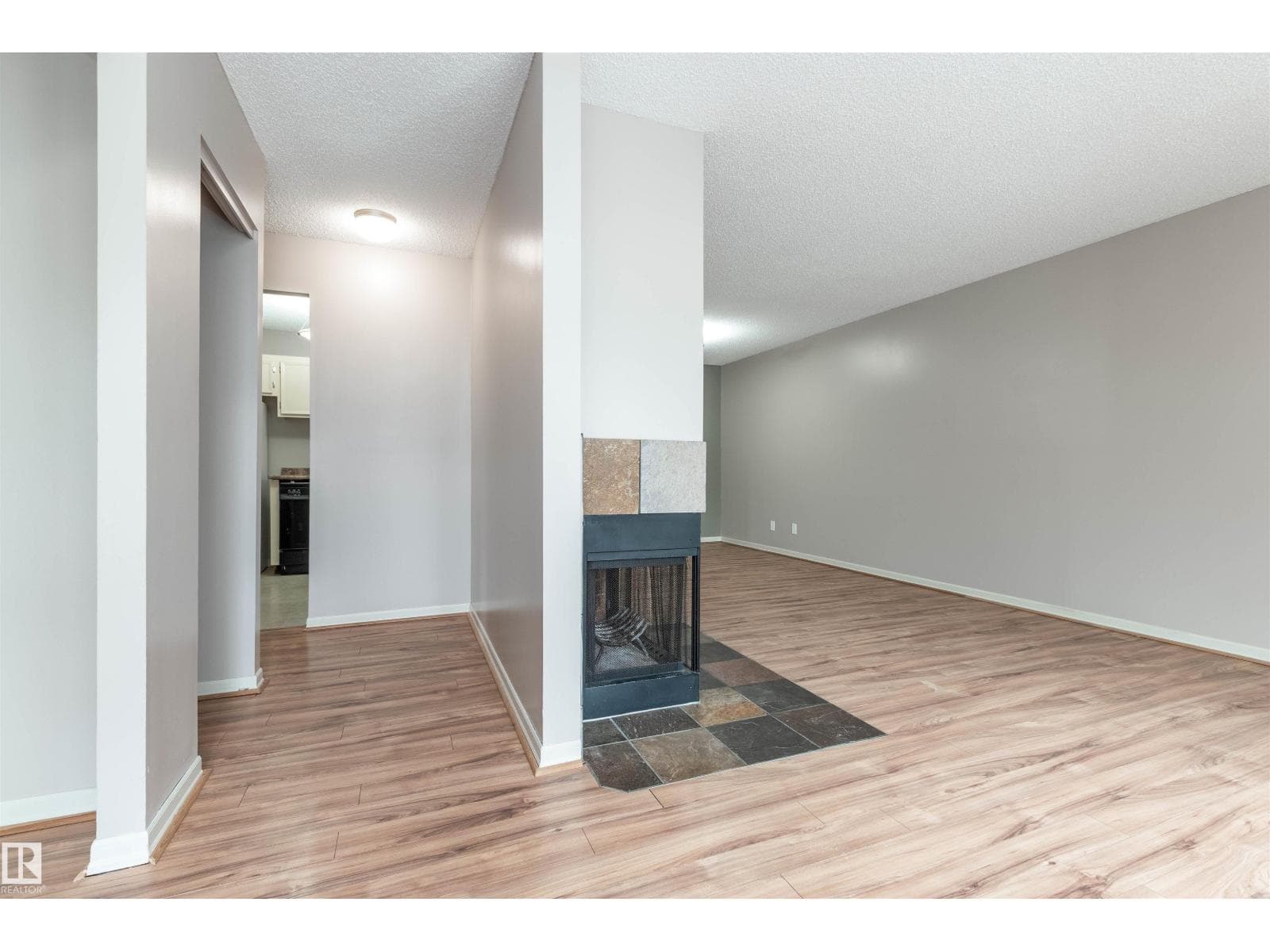 #23 14620 26 ST NW — photo 3