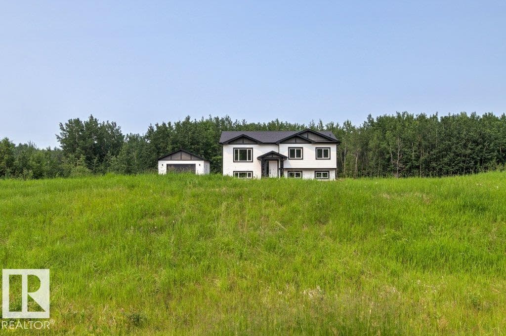 #55 54013 RGE ROAD 30 — photo 2