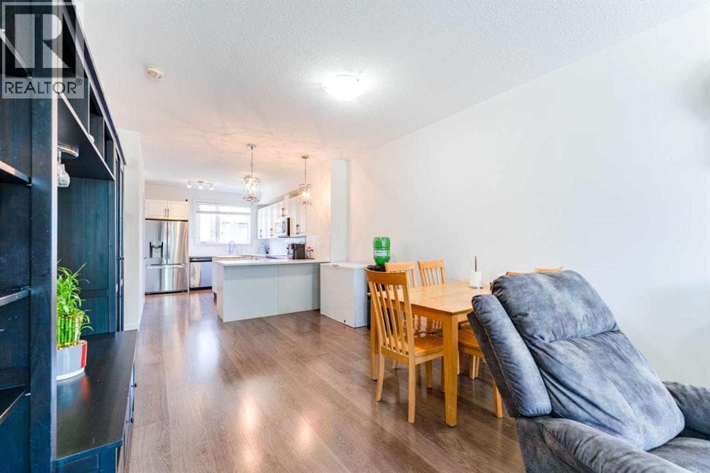 314 Redstone Boulevard NE — photo 5